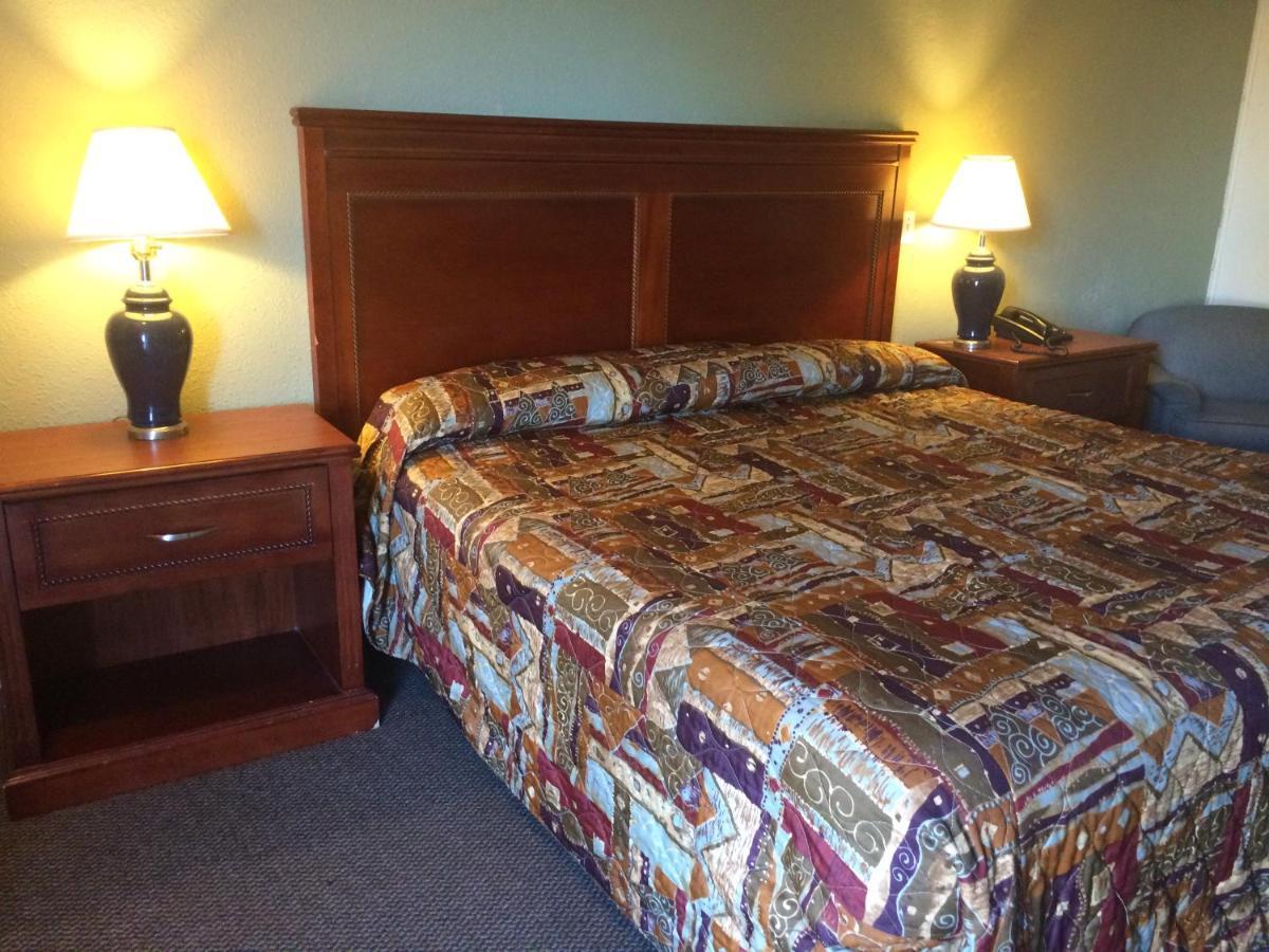 Rest Inn - Extended Stay, I-40 Airport, Wedding & Event Center Amarillo Luaran gambar