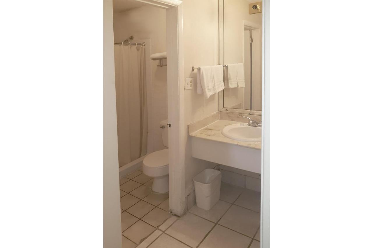 Rest Inn - Extended Stay, I-40 Airport, Wedding & Event Center Amarillo Luaran gambar